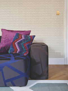 MI10520-peel-and-stick-wallpaper-room-scene