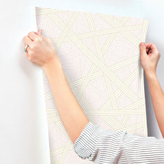 MI10562-peel-and-stick-wallpaper-stick-application-step