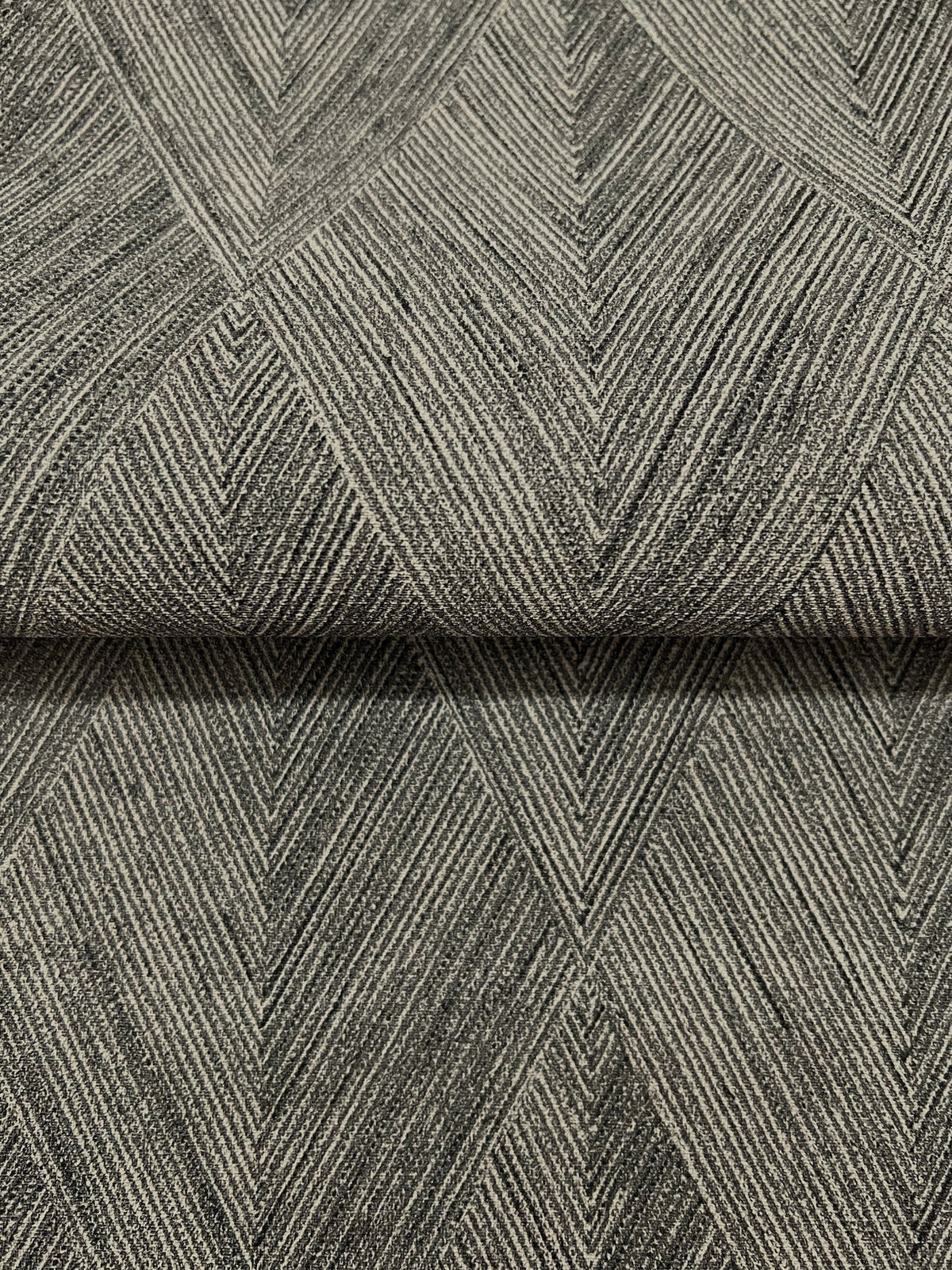 MJ4805N-peel-and-stick-wallpaper-detail-closeup