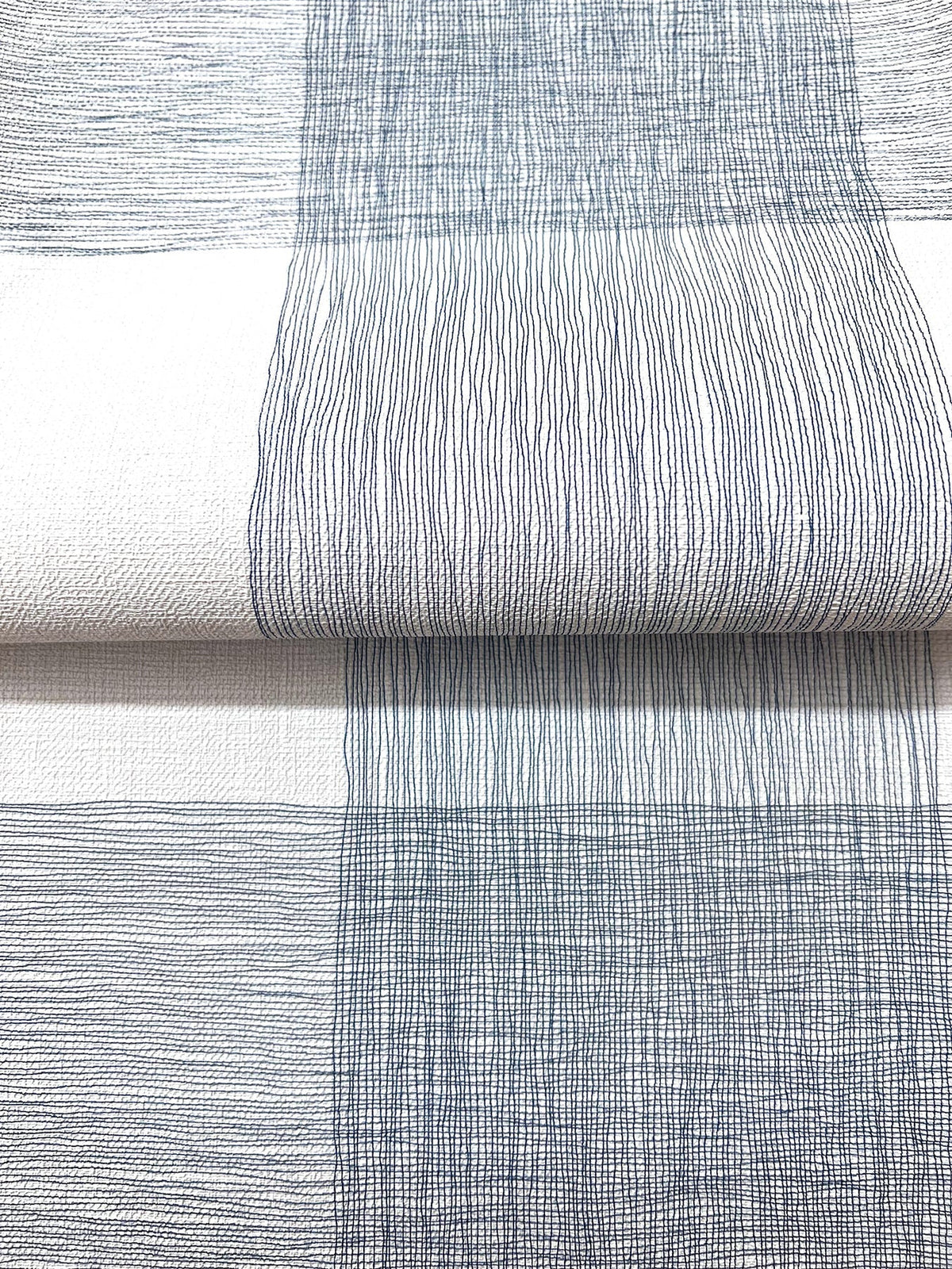 MJ4838-peel-and-stick-wallpaper-detail-closeup