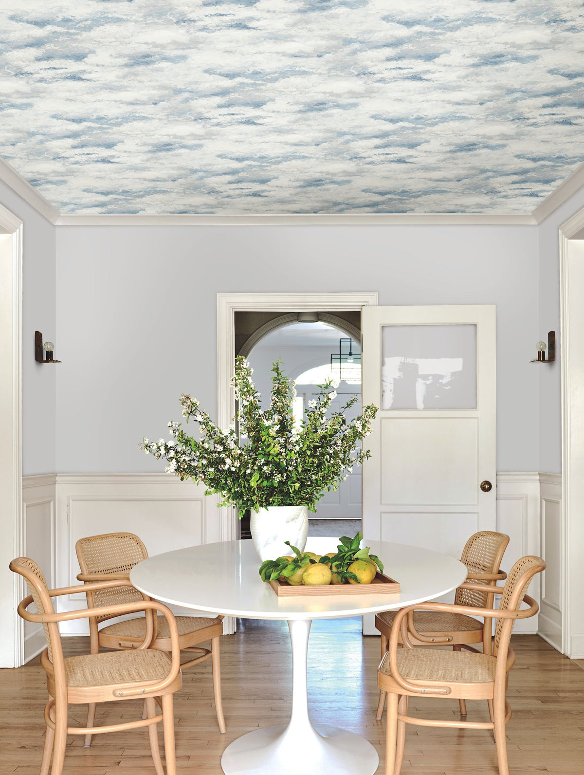 MN1812-peel-and-stick-wallpaper-room-scene-detail-closeup
