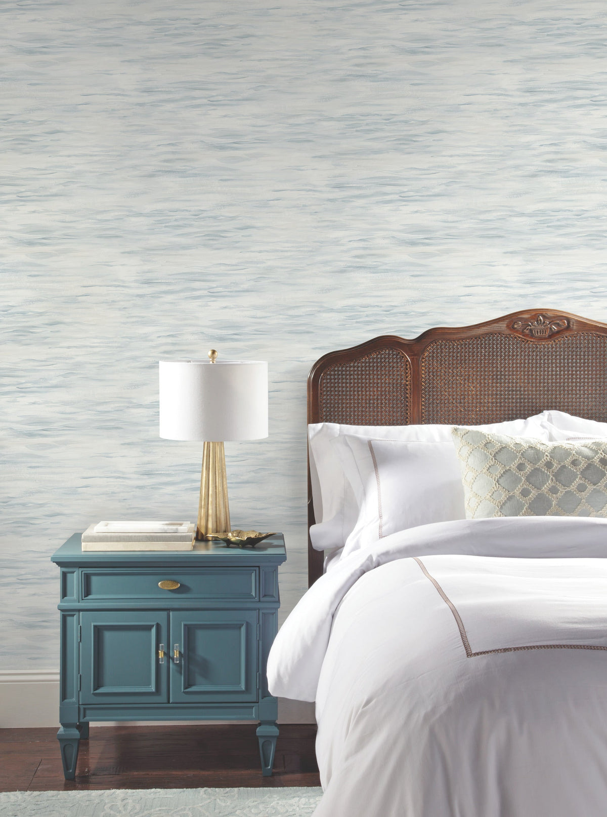MN1860-peel-and-stick-wallpaper-room-scene-detail-closeup