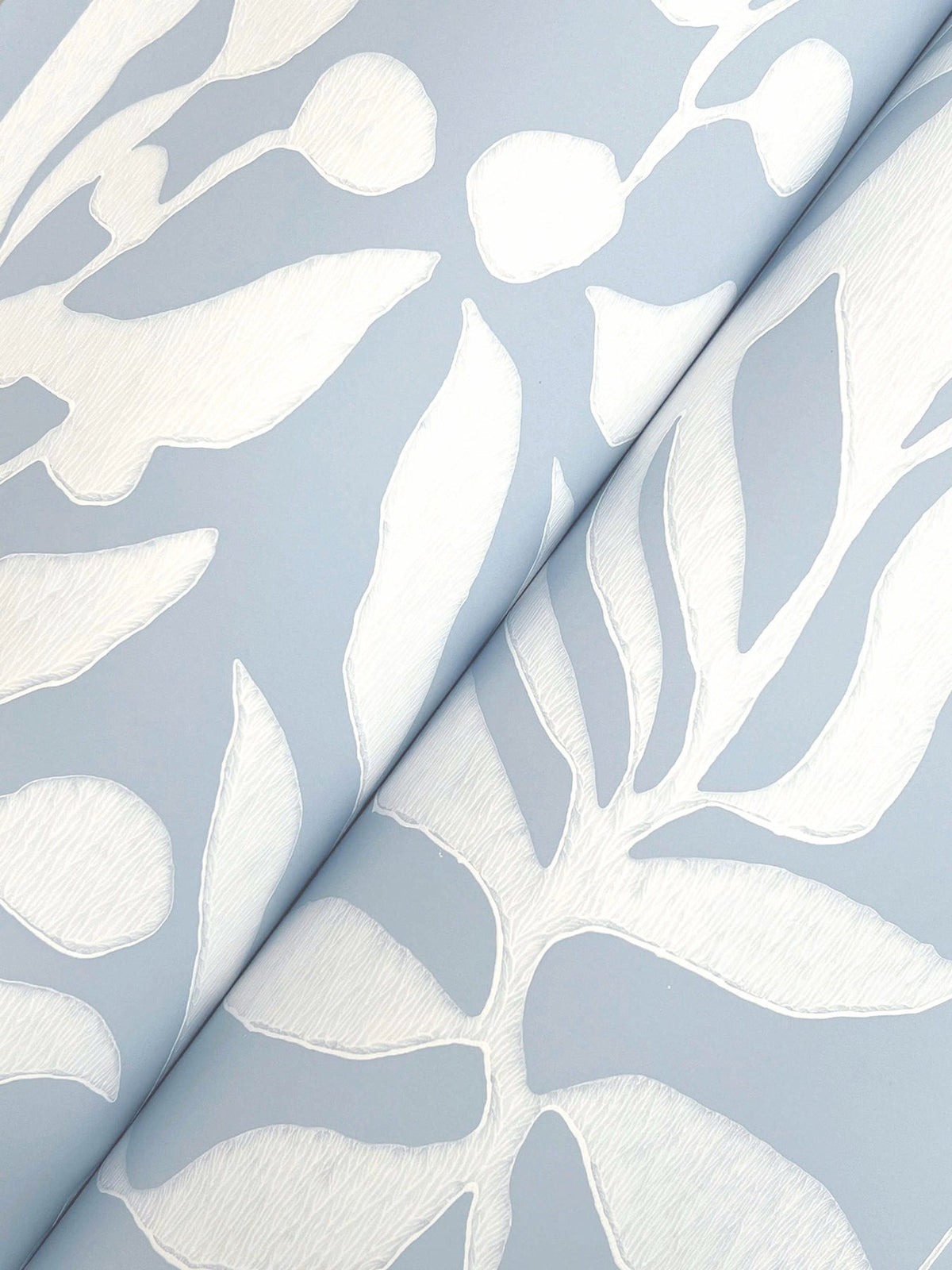 MT5612-peel-and-stick-wallpaper-detail-closeup