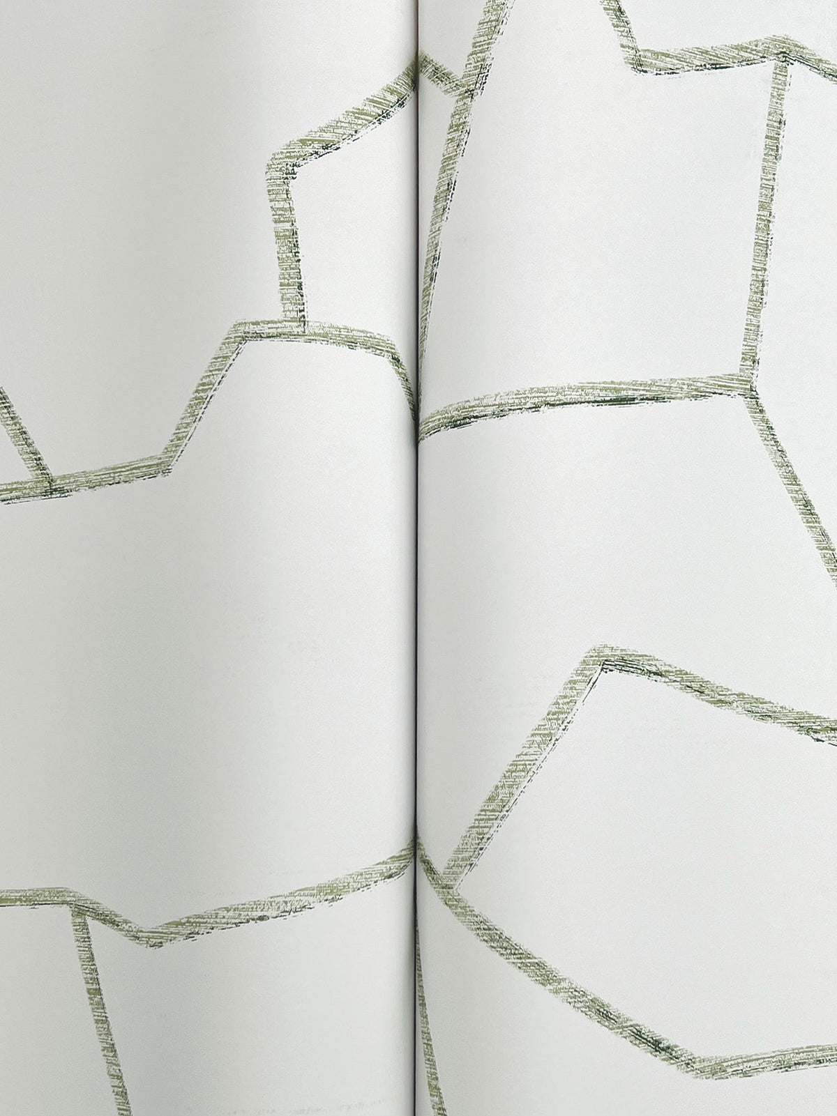 MT5624-peel-and-stick-wallpaper-detail-closeup