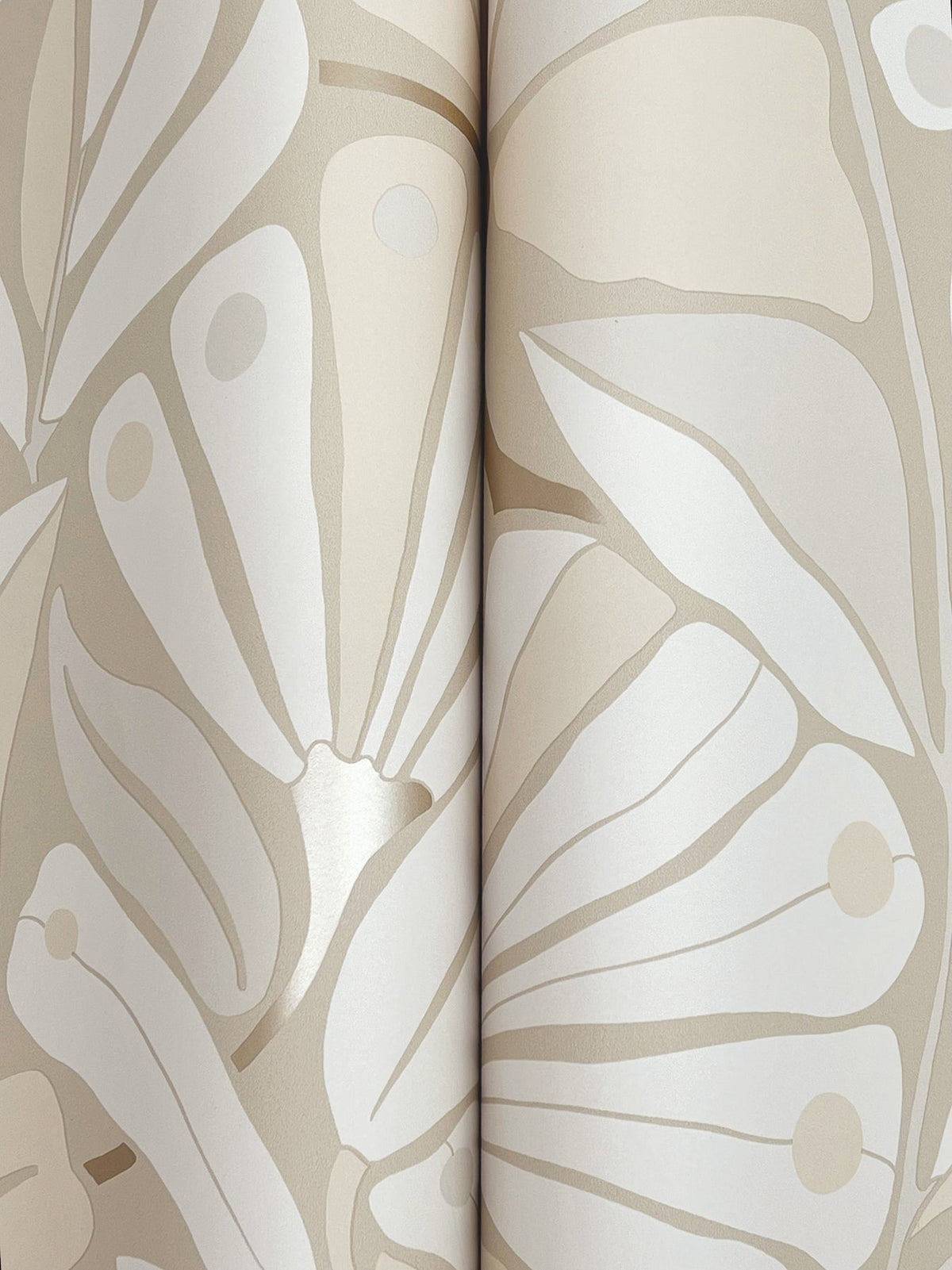 MT5629-peel-and-stick-wallpaper-detail-closeup