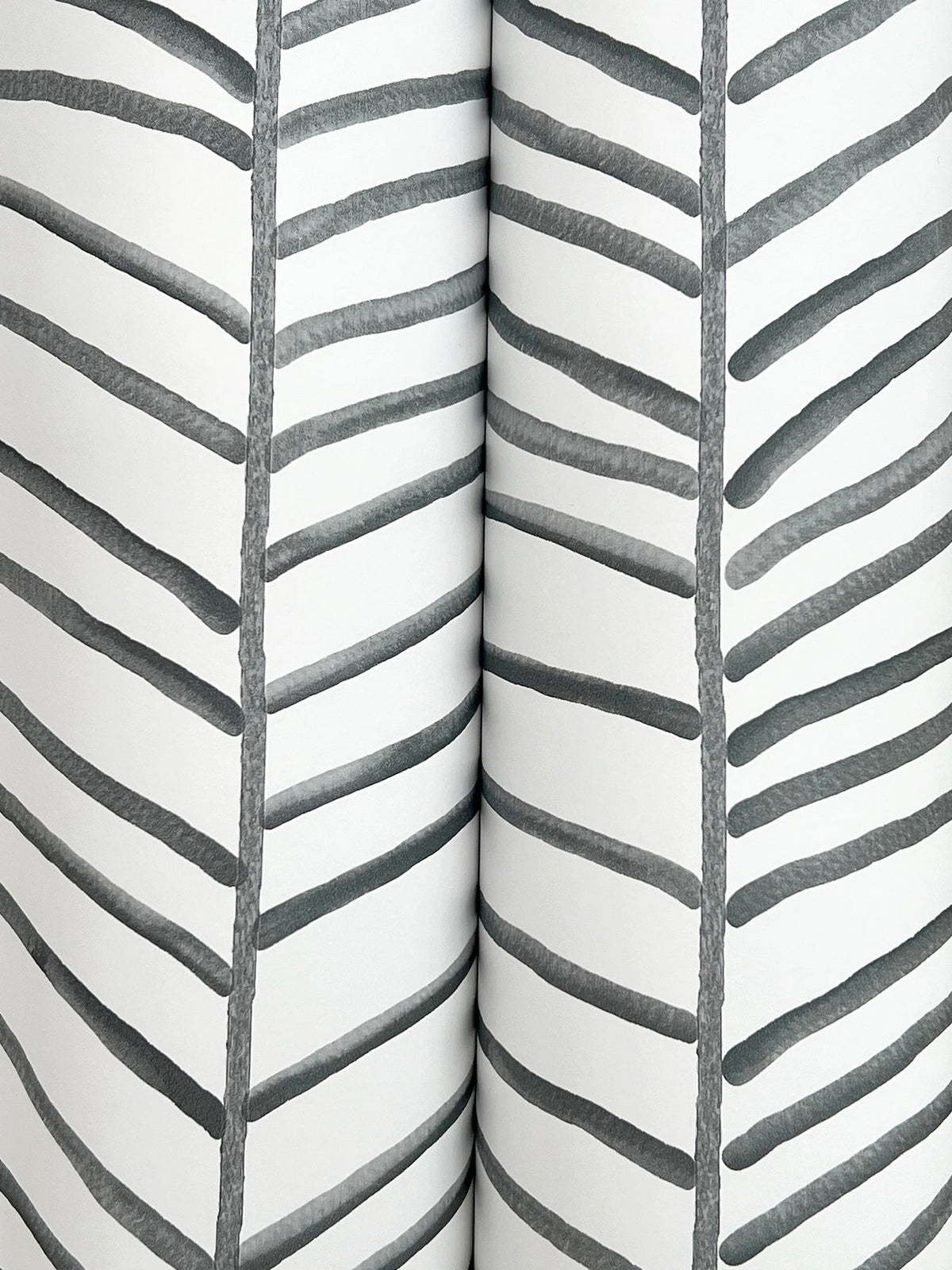 MT5673-peel-and-stick-wallpaper-detail-closeup