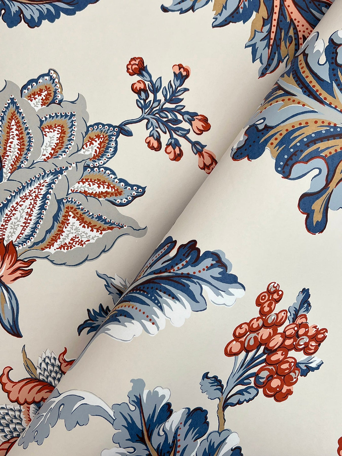 MX9621W-peel-and-stick-wallpaper-detail-closeup