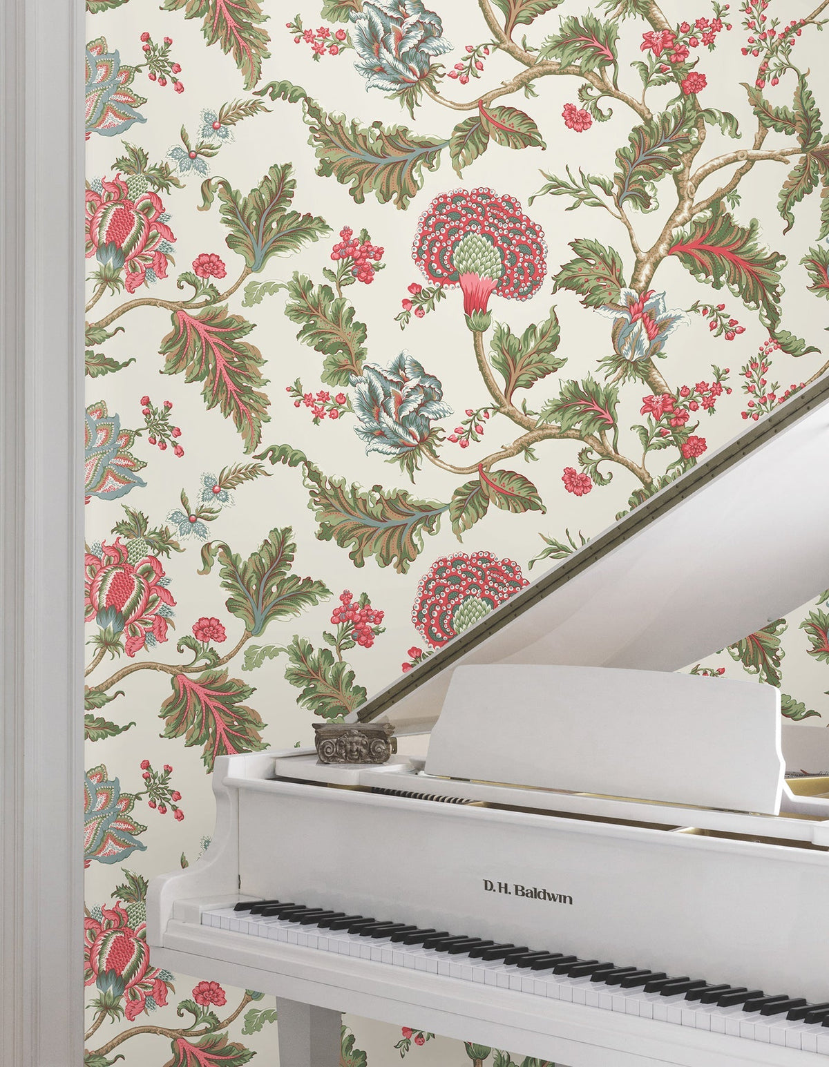 MX9625W-peel-and-stick-wallpaper-room-scene-detail-closeup