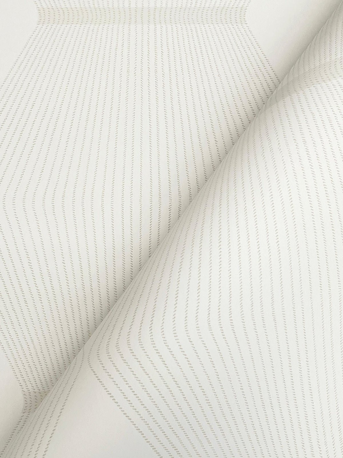 MX9634-peel-and-stick-wallpaper-detail-closeup