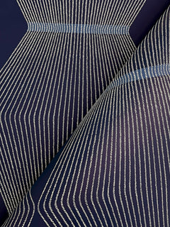 MX9635-peel-and-stick-wallpaper-detail-closeup
