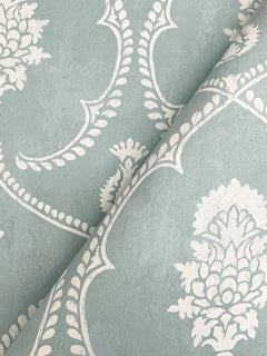 MX9645-peel-and-stick-wallpaper-detail-closeup