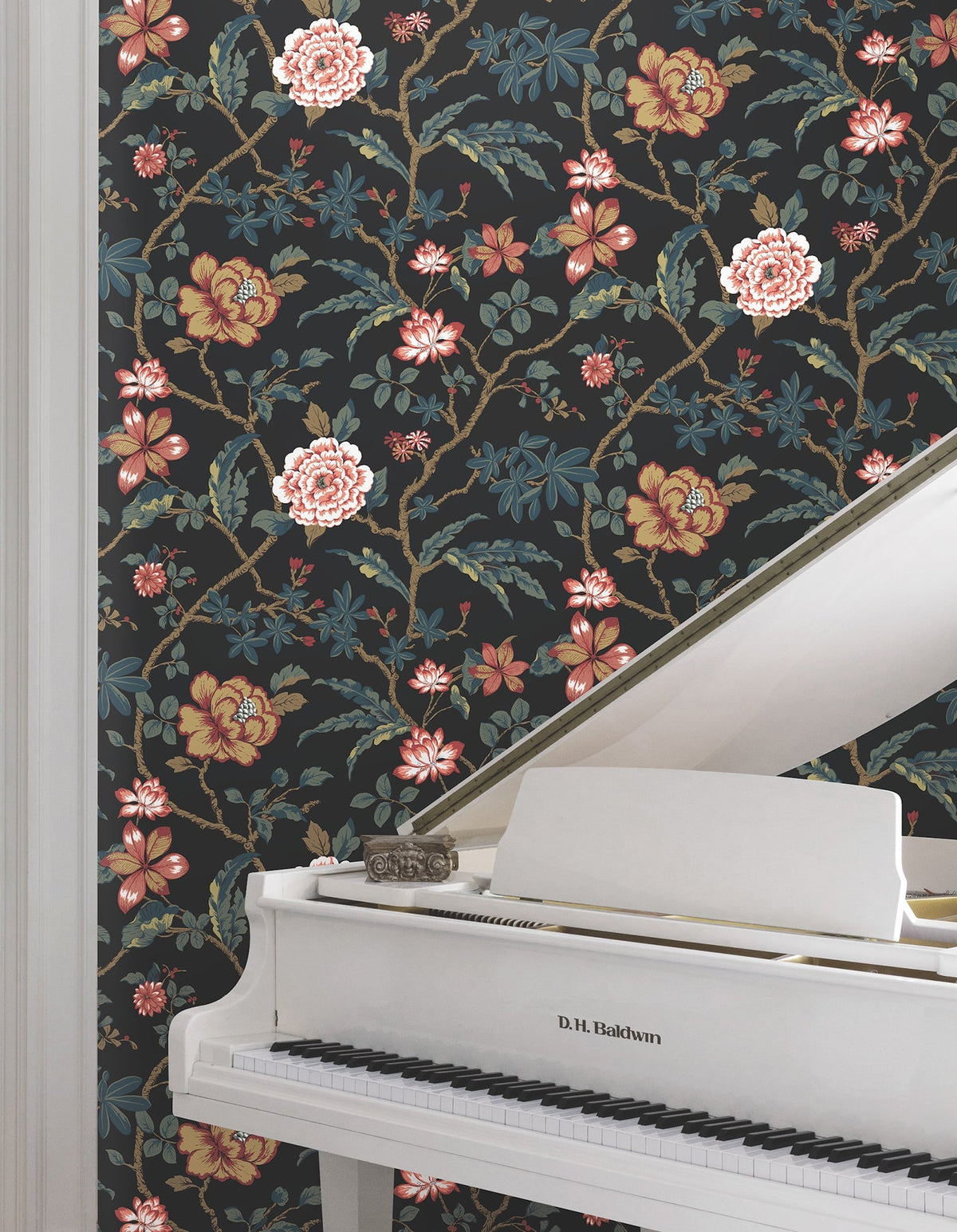 MX9656-peel-and-stick-wallpaper-room-scene-detail-closeup