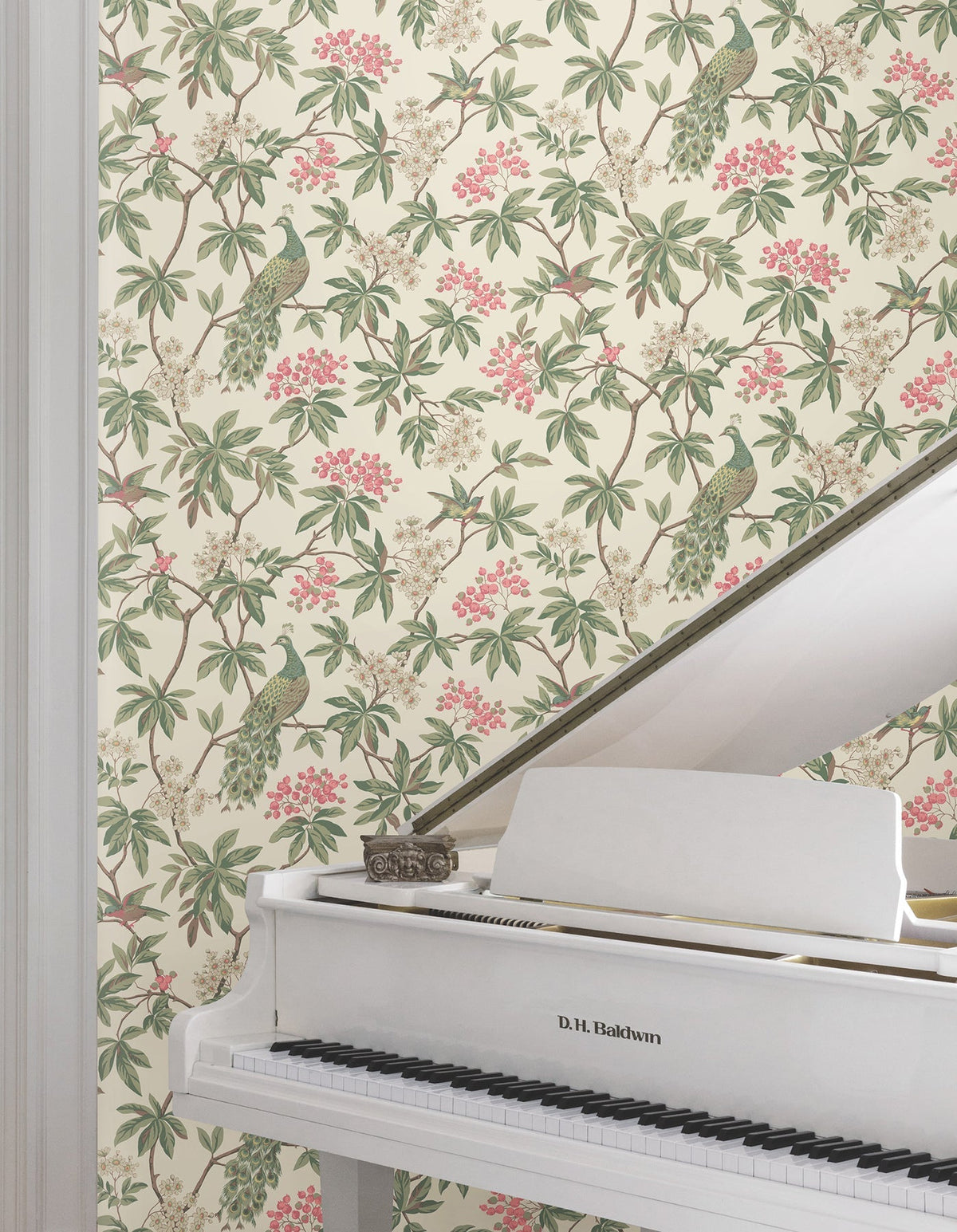 MX9665-peel-and-stick-wallpaper-room-scene-detail-closeup