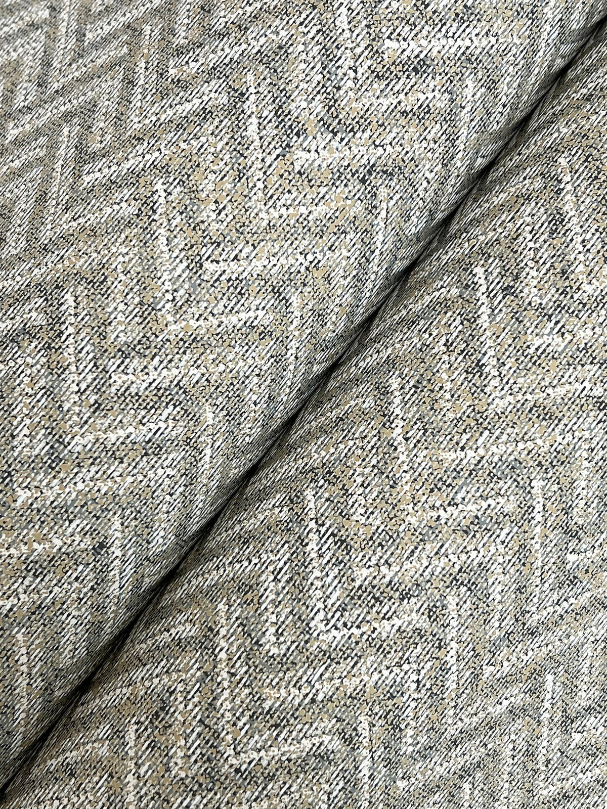 MX9671-peel-and-stick-wallpaper-detail-closeup
