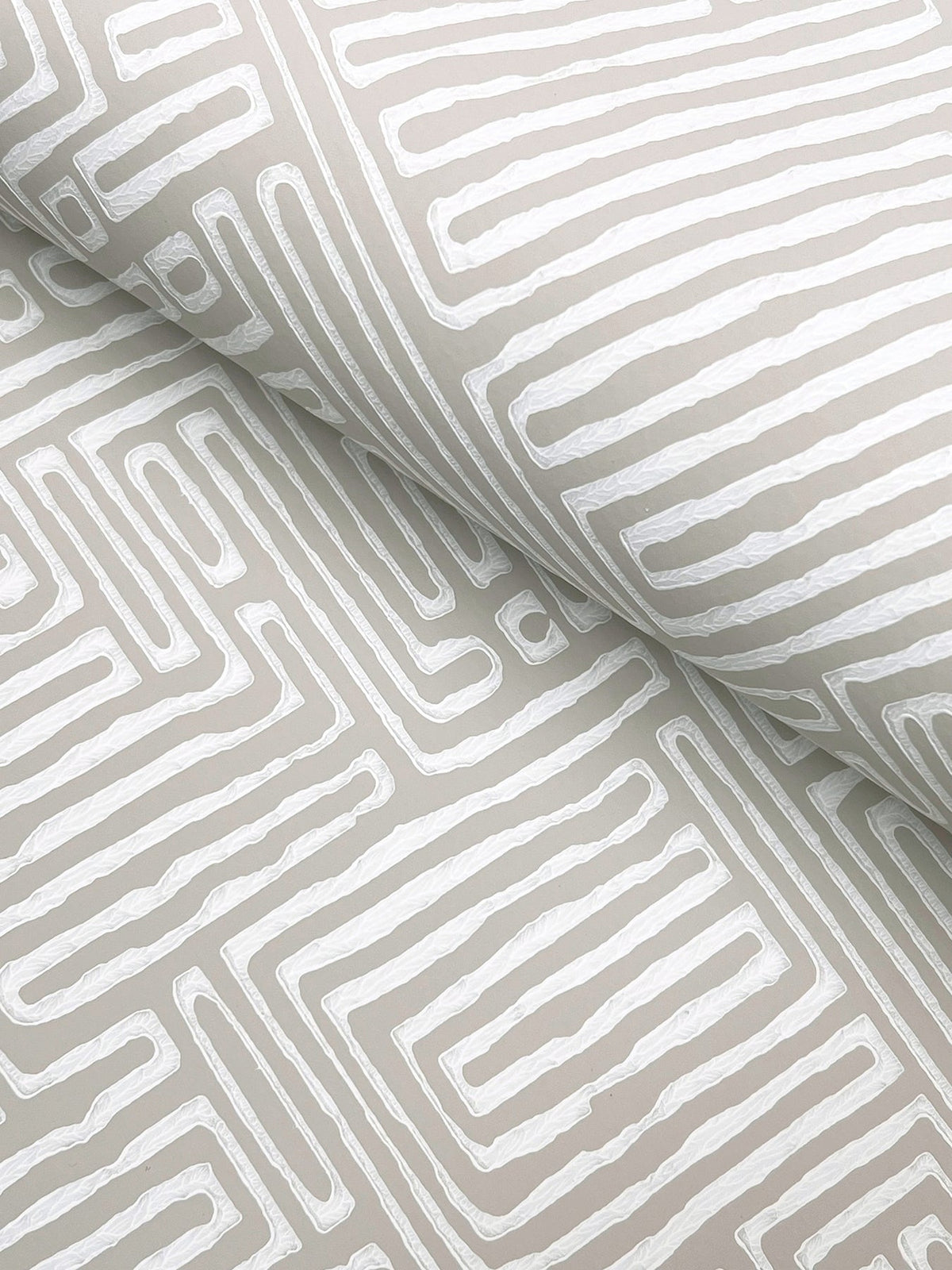 MX9685-peel-and-stick-wallpaper-detail-closeup