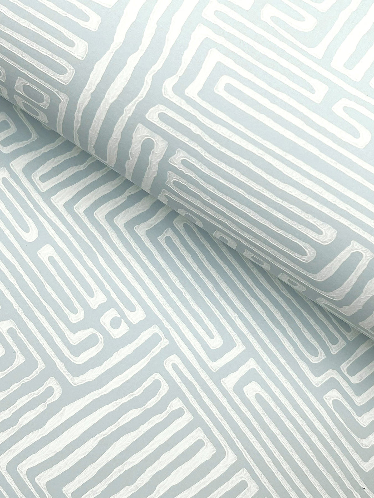 MX9689-peel-and-stick-wallpaper-detail-closeup