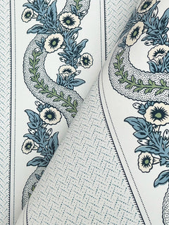 MX9692-peel-and-stick-wallpaper-detail-closeup