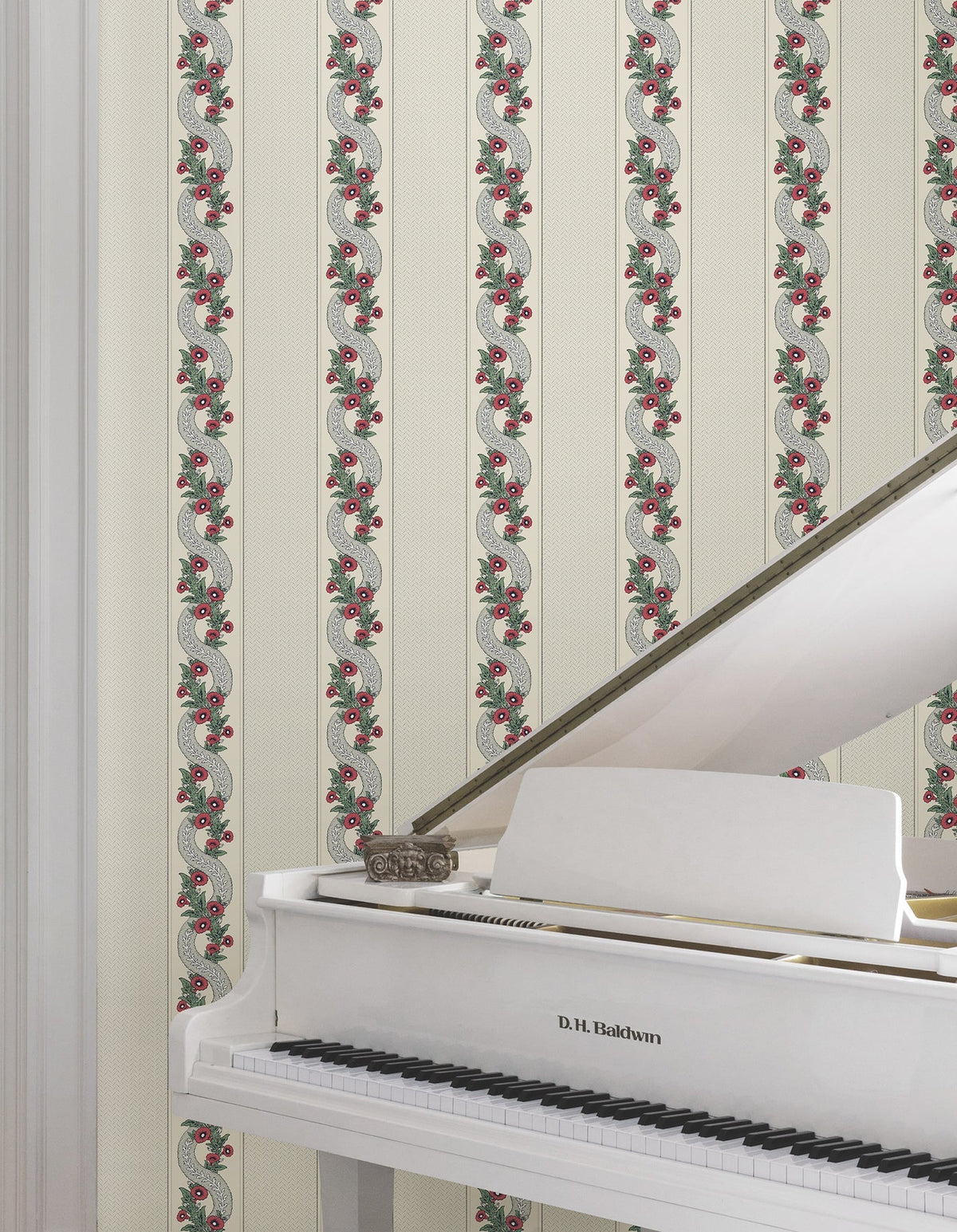 MX9694-peel-and-stick-wallpaper-room-scene-detail-closeup