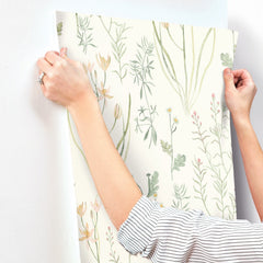 NR1565-peel-and-stick-wallpaper-stick-application-step-2