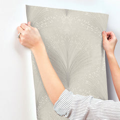 OI0684-peel-and-stick-wallpaper-stick-application-step