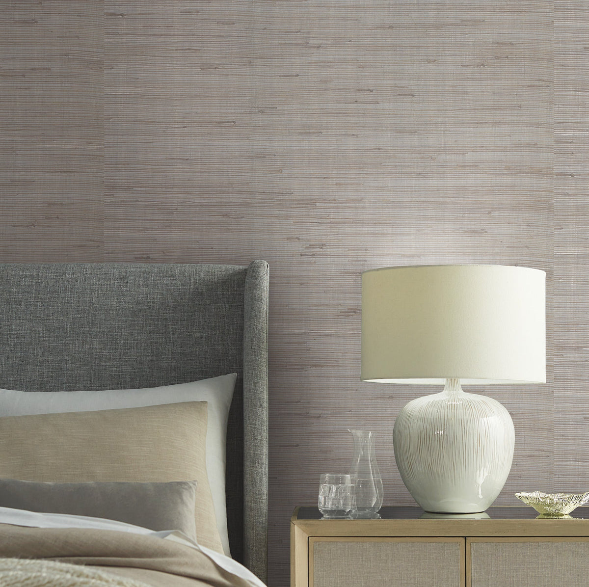 OS4322-peel-and-stick-wallpaper-room-scene-detail-closeup