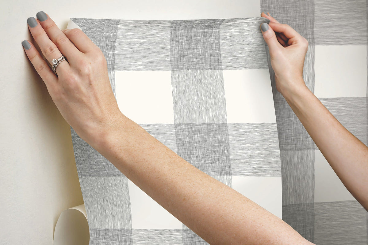 PSW1000RL-peel-and-stick-wallpaper-stick-application-step