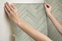 PSW1286RL-peel-and-stick-wallpaper-stick-application-step