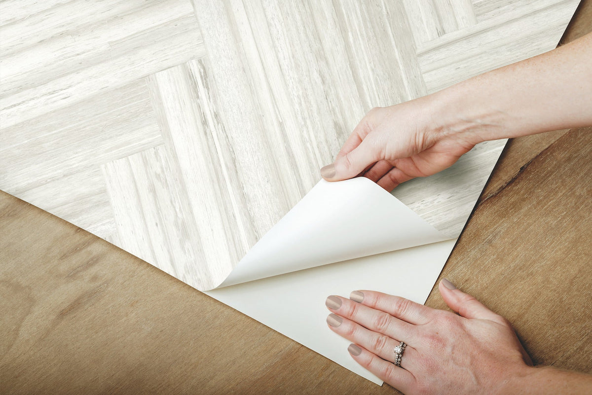 PSW1287RL-peel-and-stick-wallpaper-peel-application-step