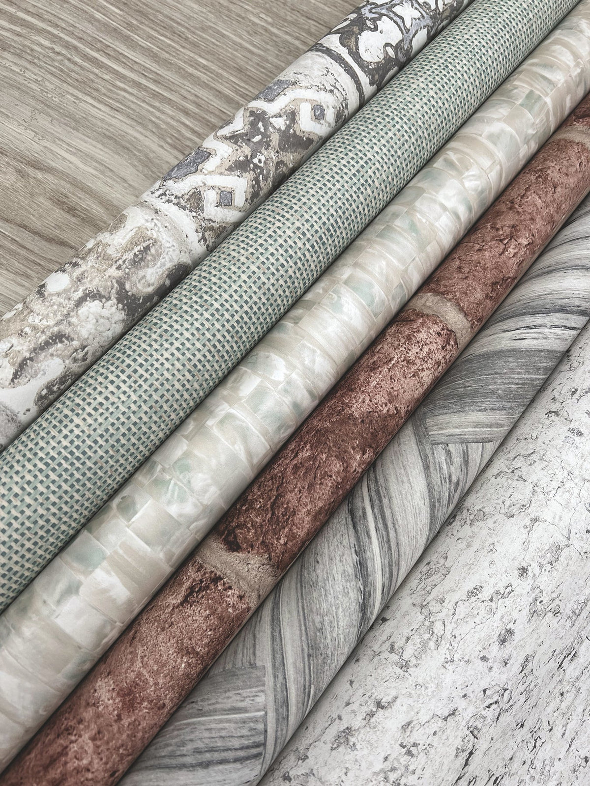 PSW1288RL-peel-and-stick-wallpaper-detail-closeup-6