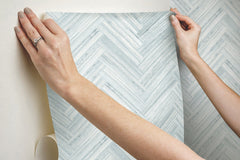 PSW1289RL-peel-and-stick-wallpaper-stick-application-step