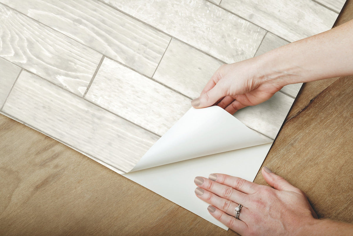 PSW1293RL-peel-and-stick-wallpaper-peel-application-step