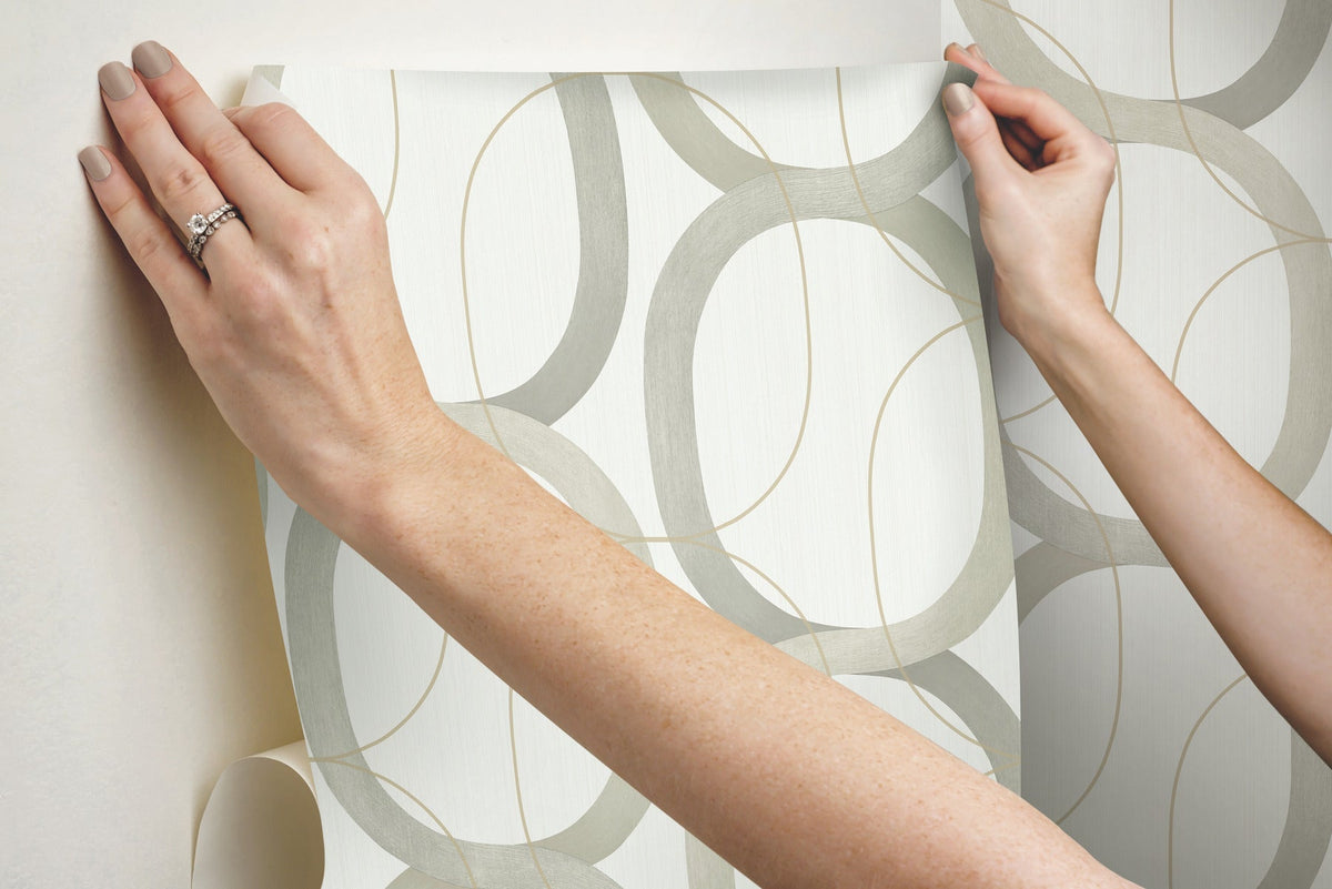 PSW1418RL-peel-and-stick-wallpaper-stick-application-step
