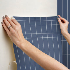PSW1510RL-peel-and-stick-wallpaper-stick-application-step