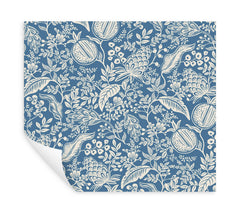 PSW1631RL-peel-and-stick-wallpaper-peel-application-step