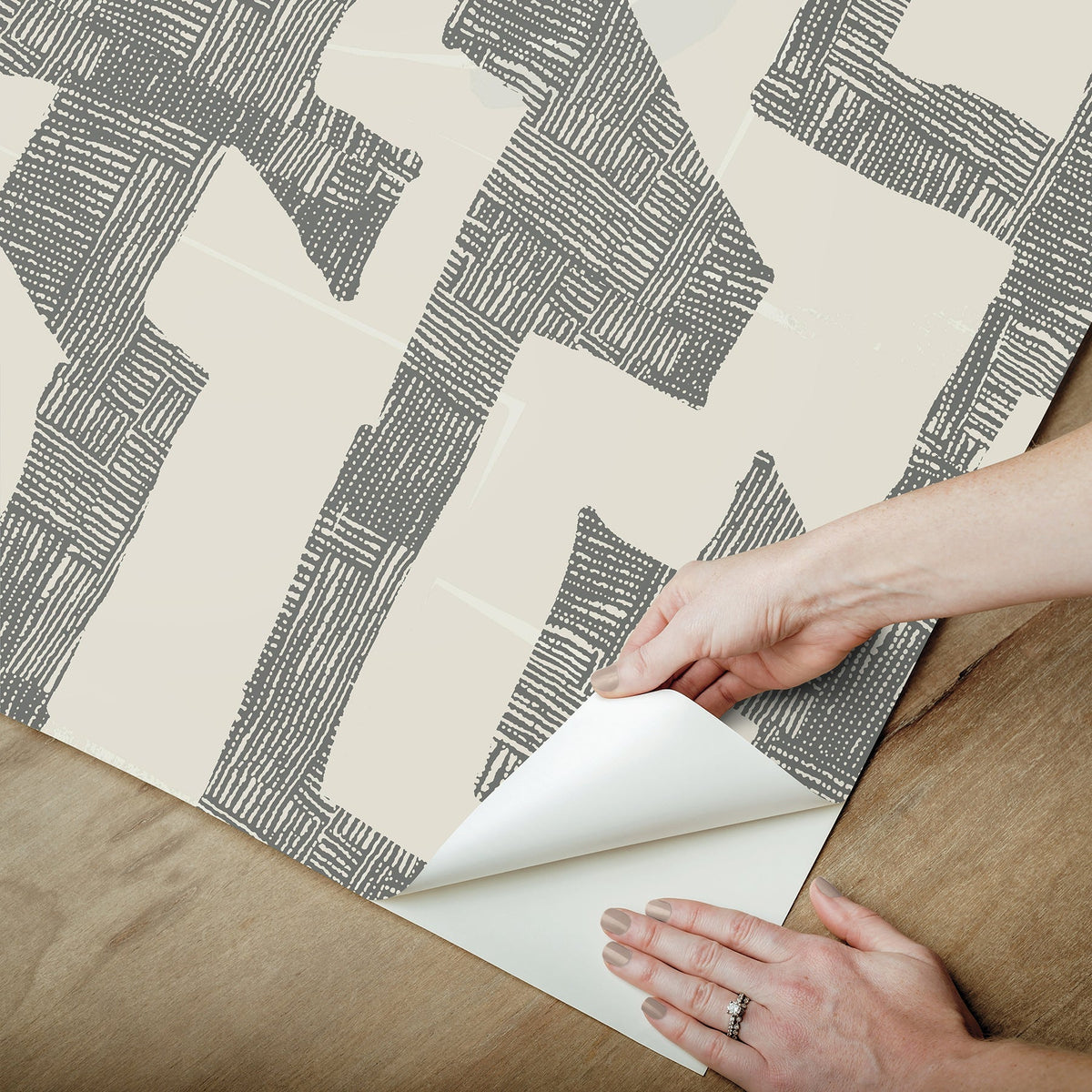PSW1669RL-peel-and-stick-wallpaper-peel-application-step