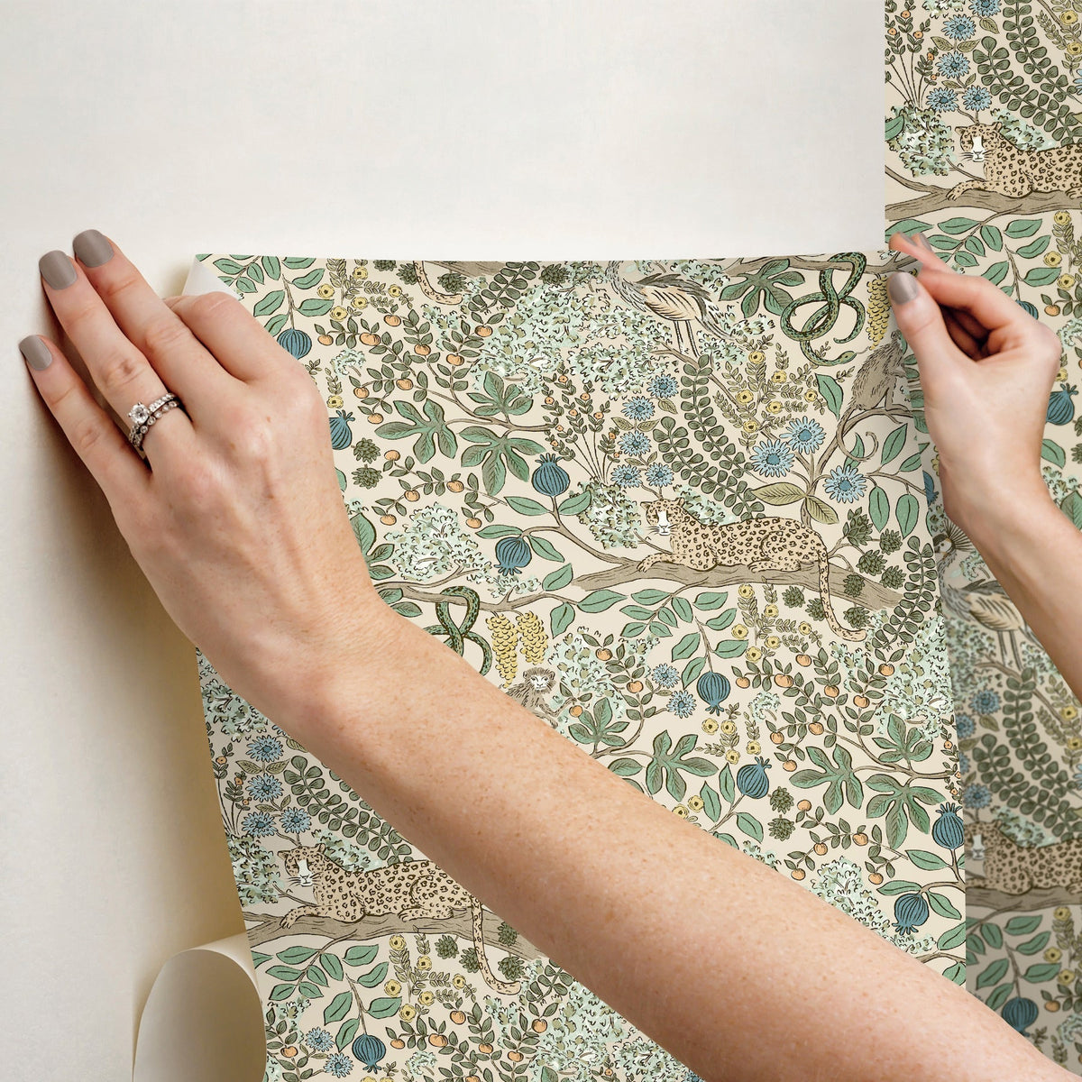 PSW1681RL-peel-and-stick-wallpaper-stick-application-step