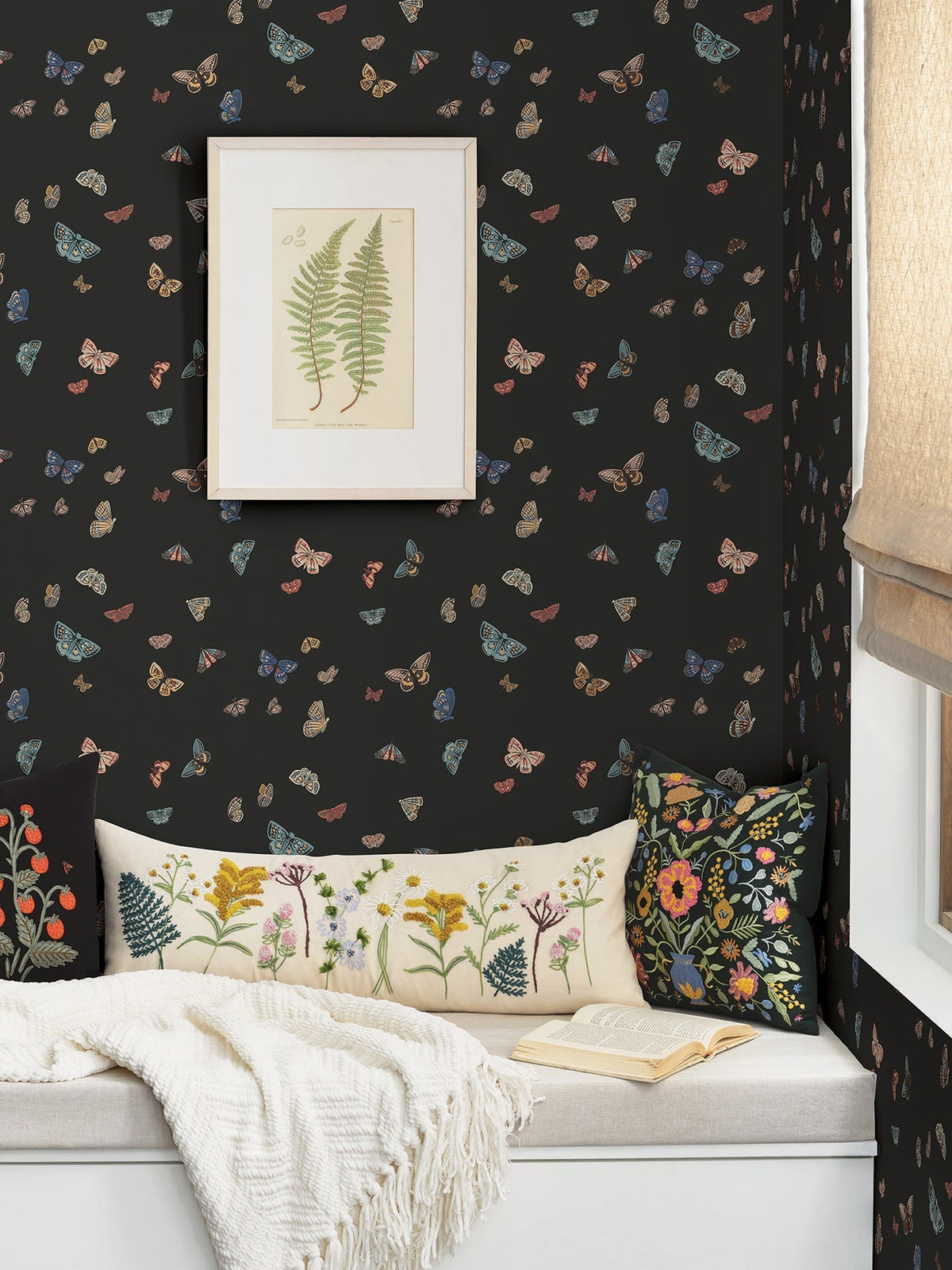 RF7413-peel-and-stick-wallpaper-room-scene