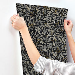 RF7462-peel-and-stick-wallpaper-stick-application-step