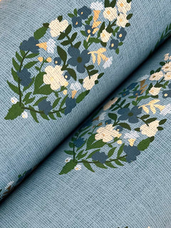RF7473-peel-and-stick-wallpaper-detail-closeup