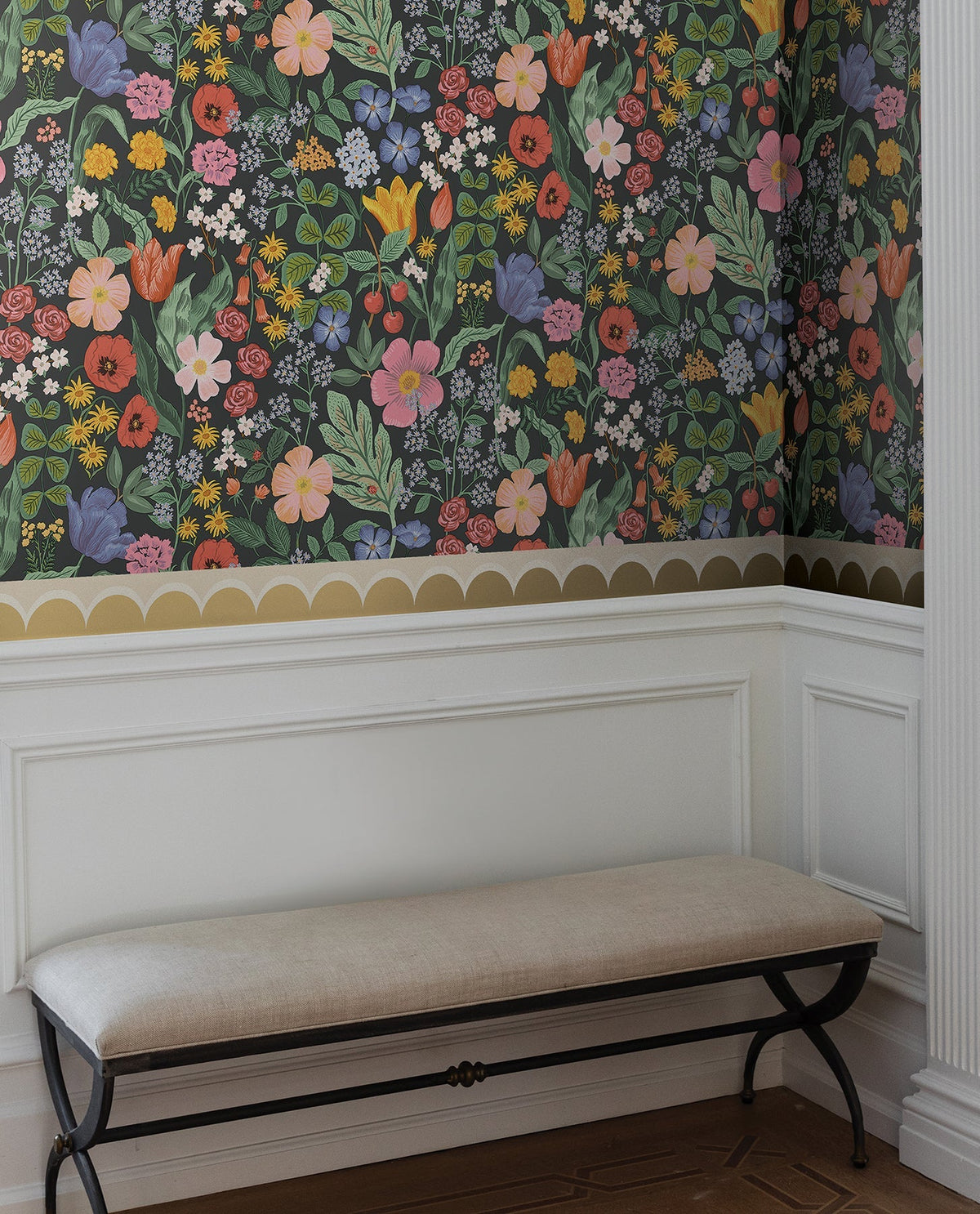 RF7521B-border-room-scene