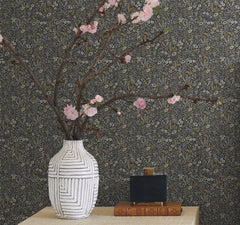 RI5125-peel-and-stick-wallpaper-room-scene-detail-closeup