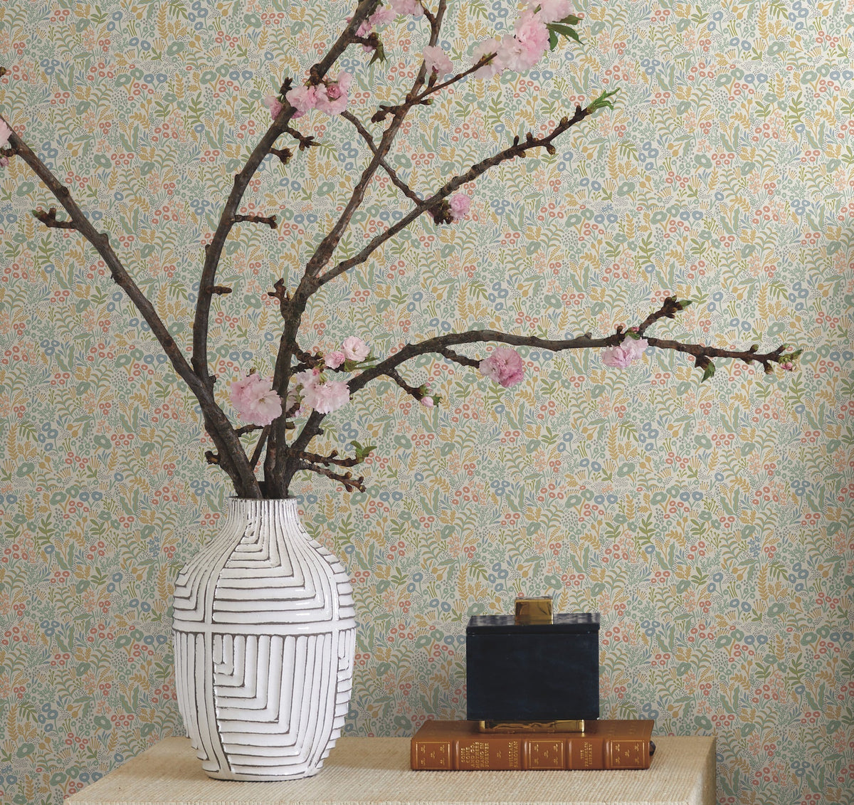 RI5127-peel-and-stick-wallpaper-room-scene-detail-closeup
