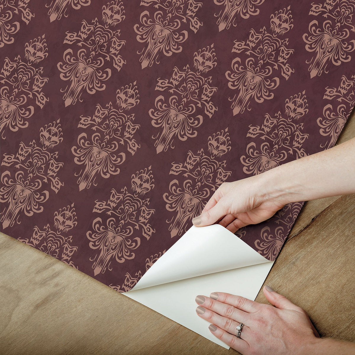 RMWS1221-peel-and-stick-wallpaper-peel-application-step