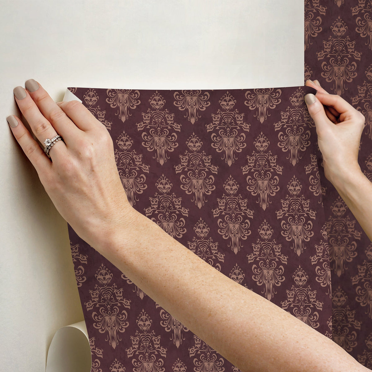 RMWS1221-peel-and-stick-wallpaper-stick-application-step