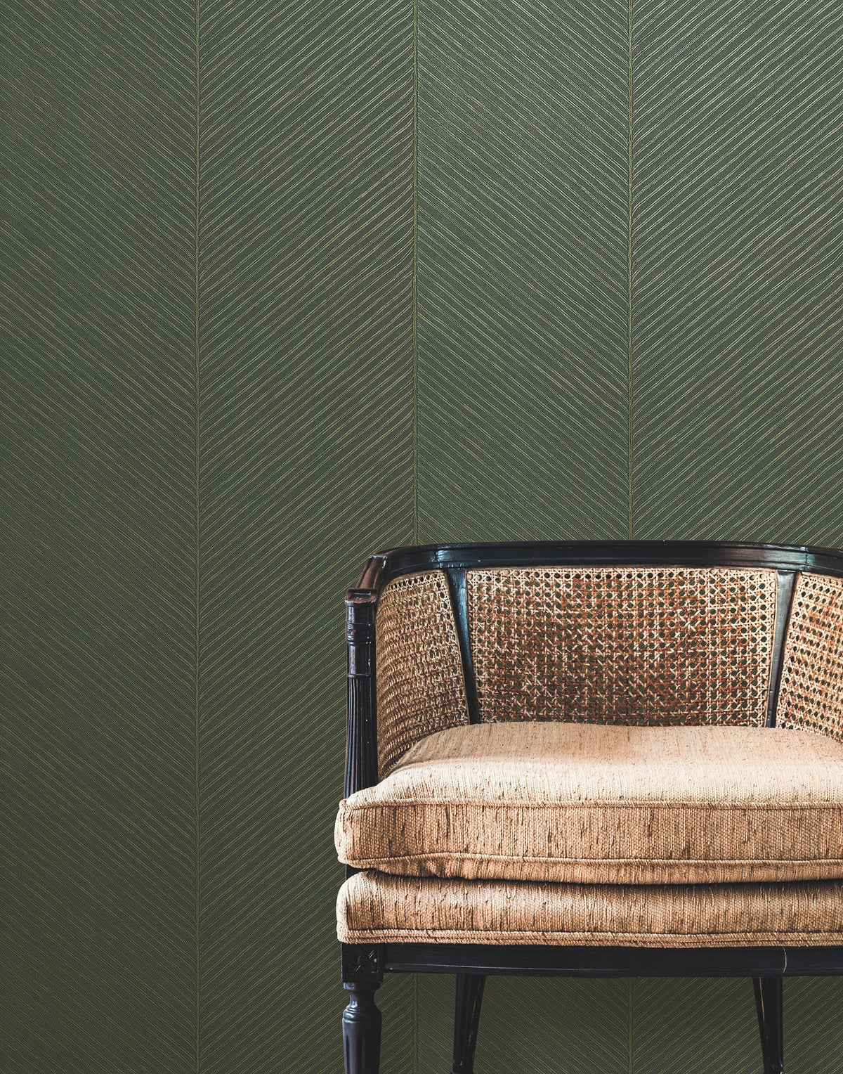 TC2693-peel-and-stick-wallpaper-room-scene-detail-closeup