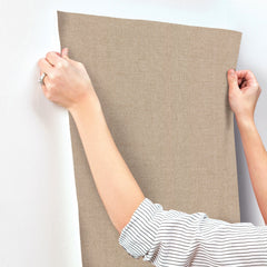 UD2552N-peel-and-stick-wallpaper-stick-application-step