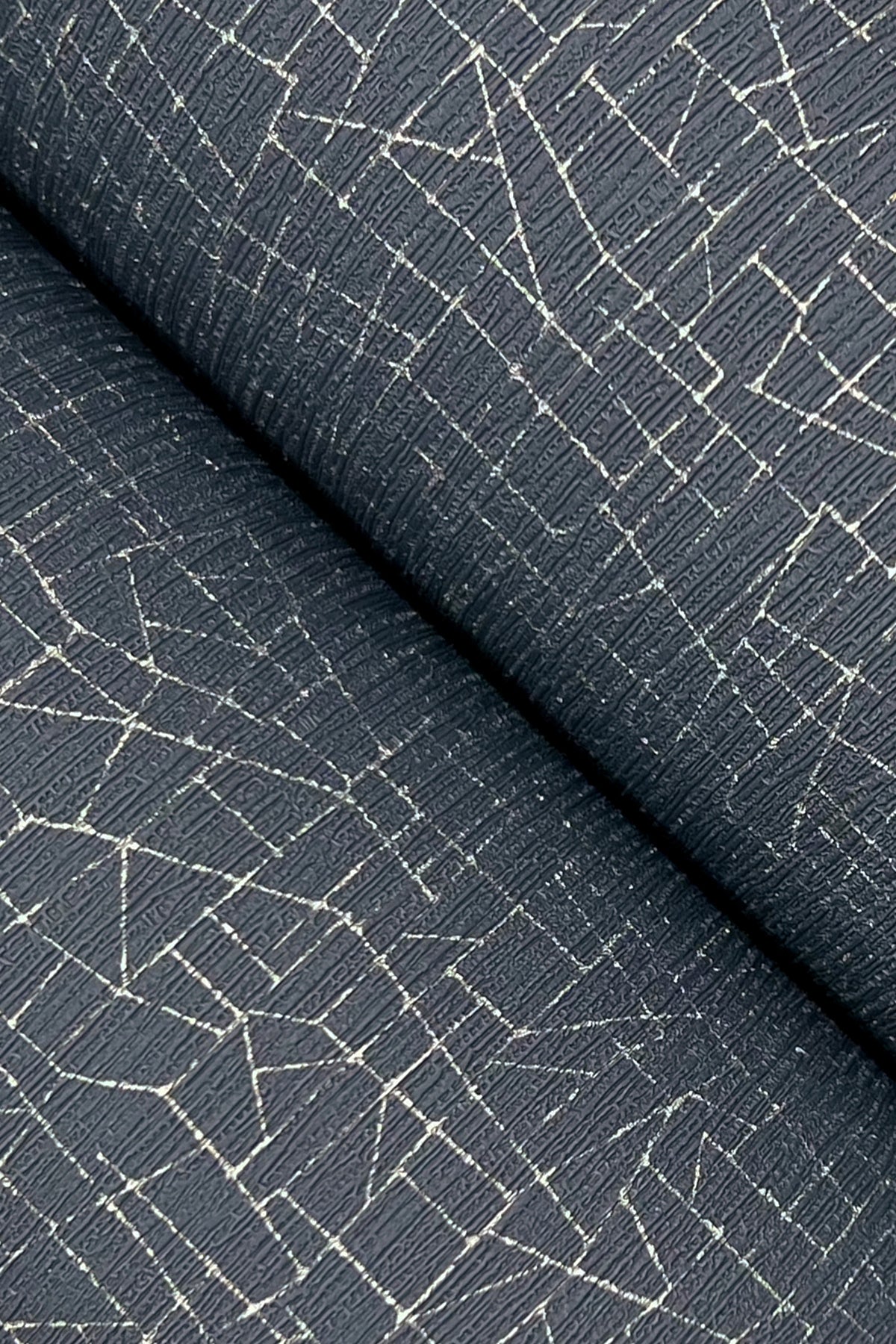 UD2567N-peel-and-stick-wallpaper-detail-closeup