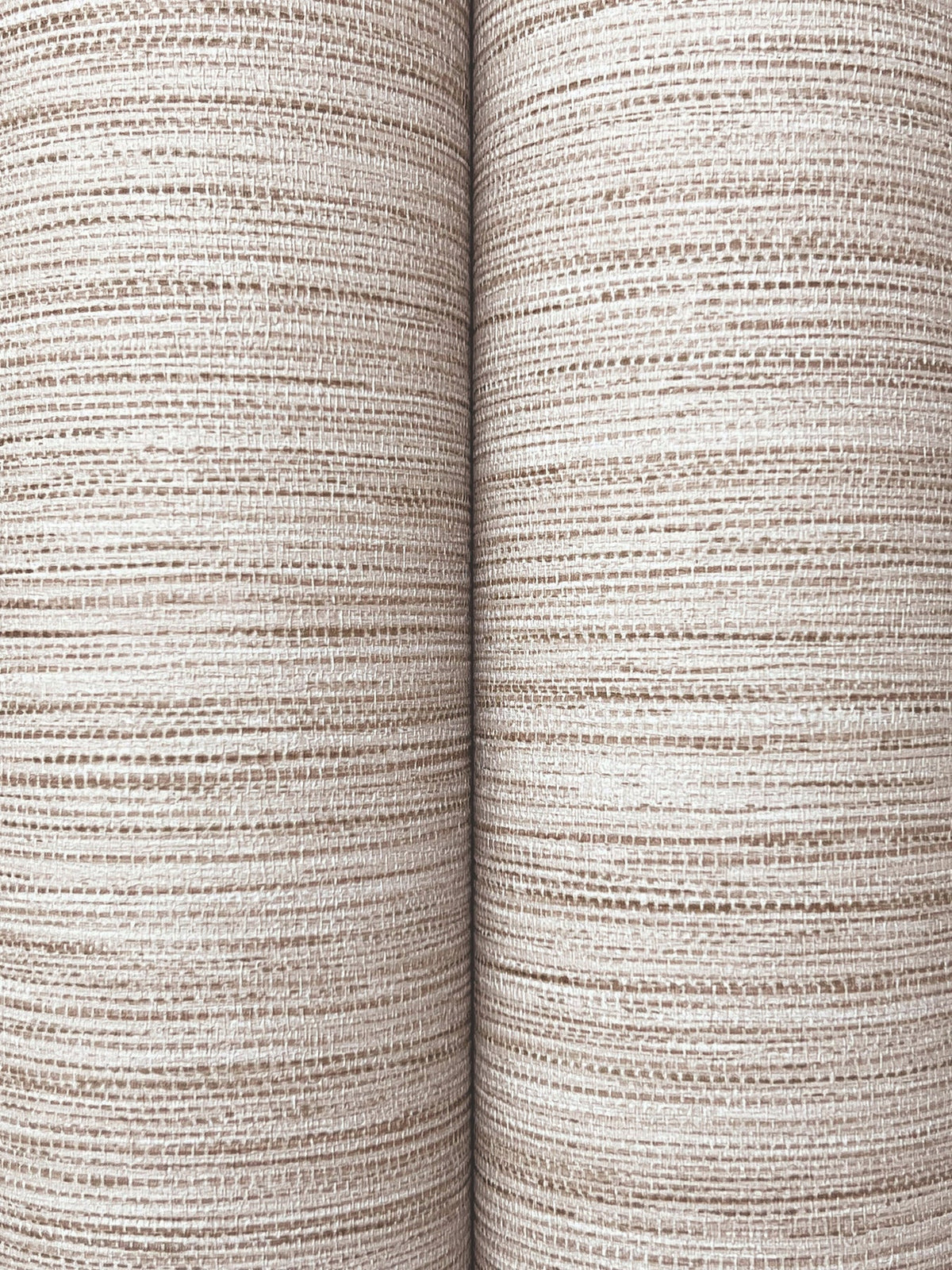 UW1031N-peel-and-stick-wallpaper-detail-closeup