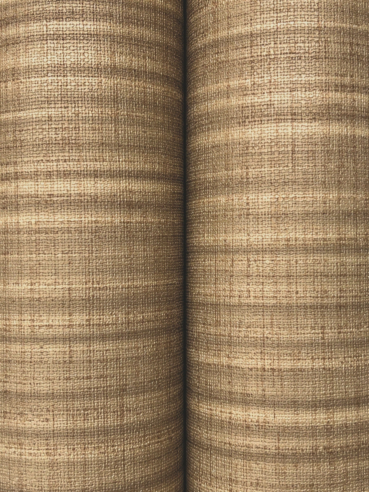 UW1045N-peel-and-stick-wallpaper-detail-closeup