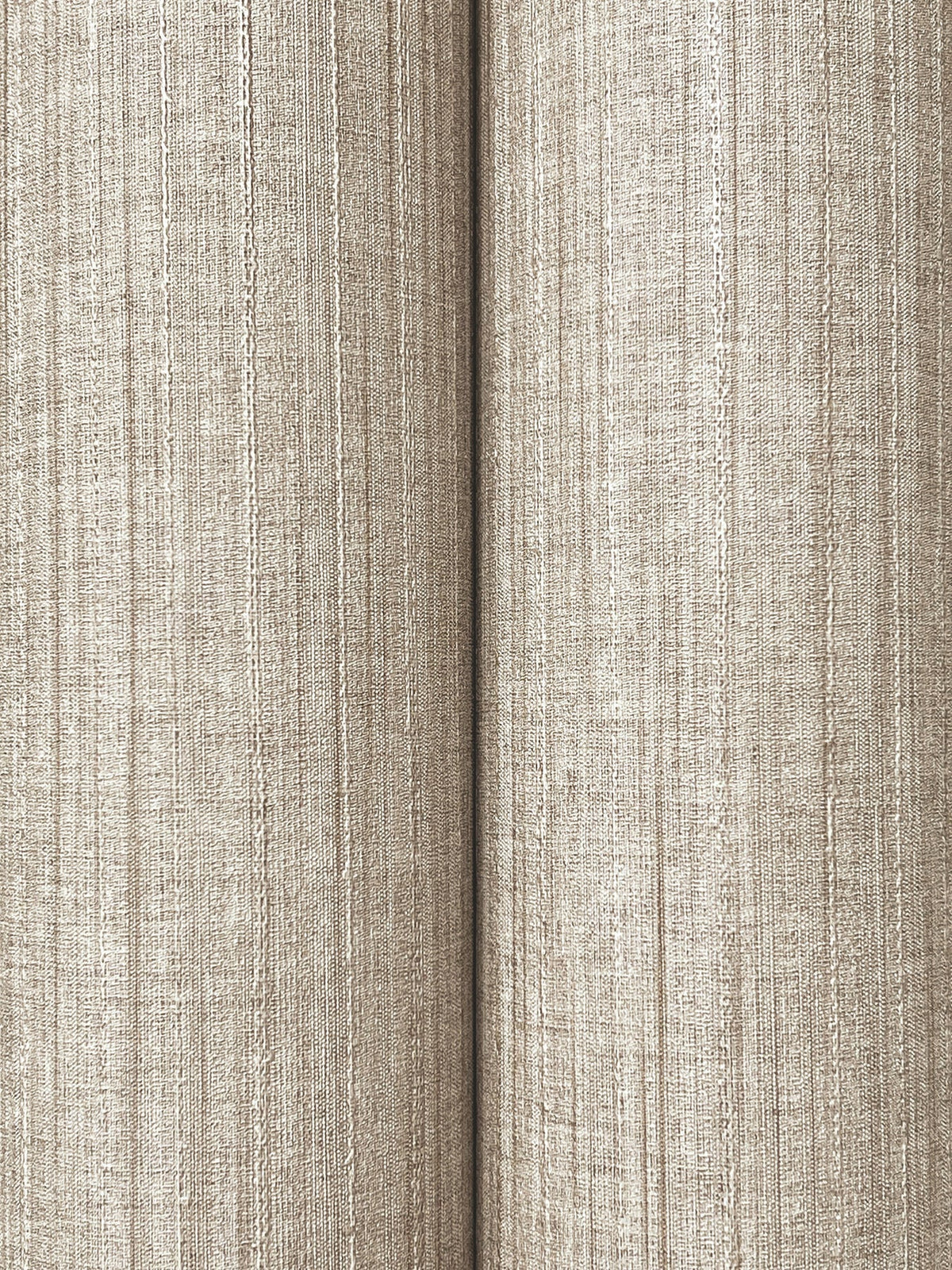 UW1053N-peel-and-stick-wallpaper-detail-closeup